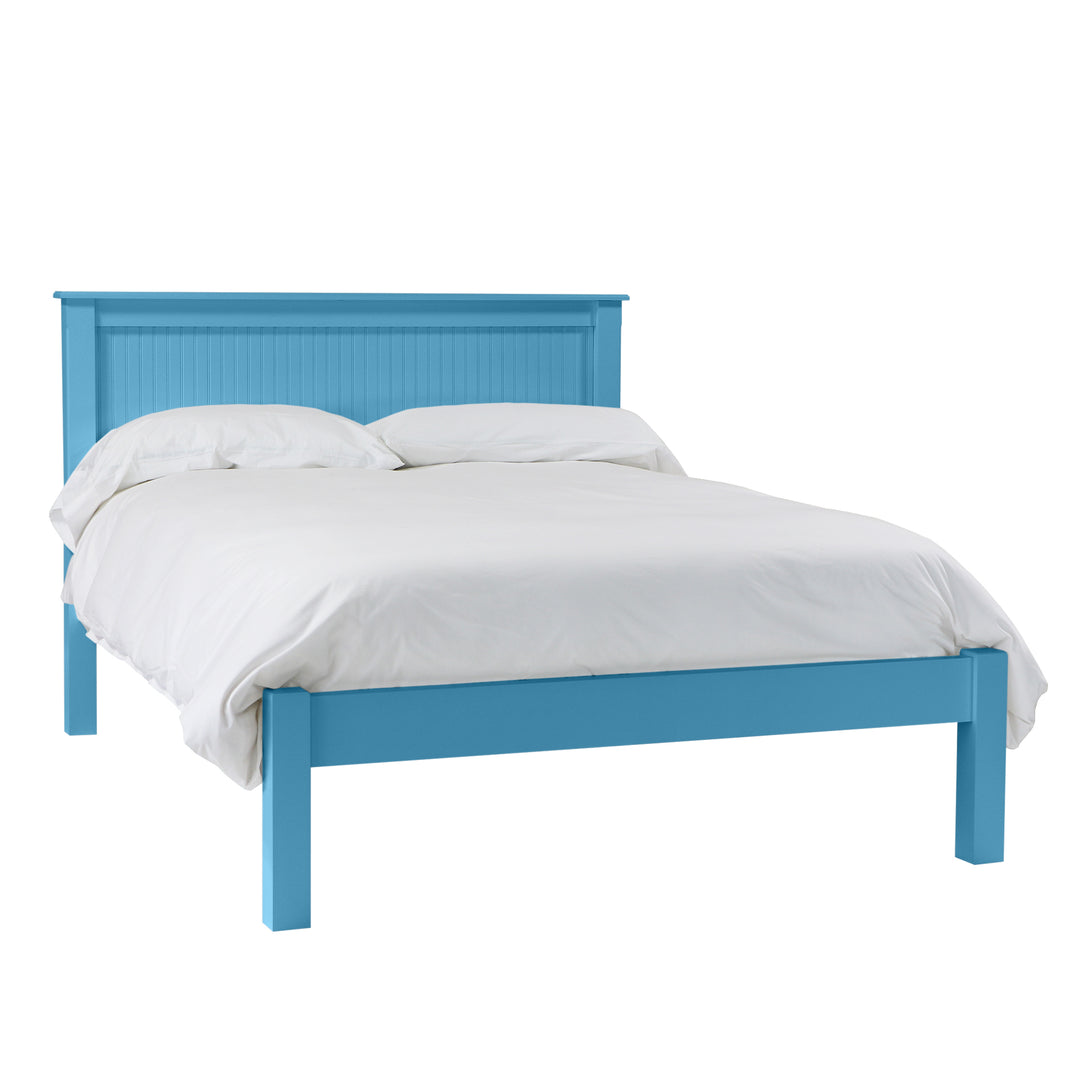 Louisa Queen Platform Bed with Low Footboard  in Sailor