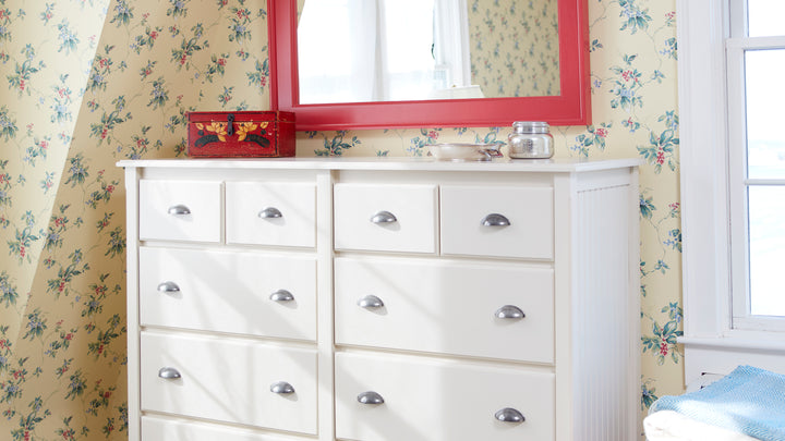 8-Drawer Dresser